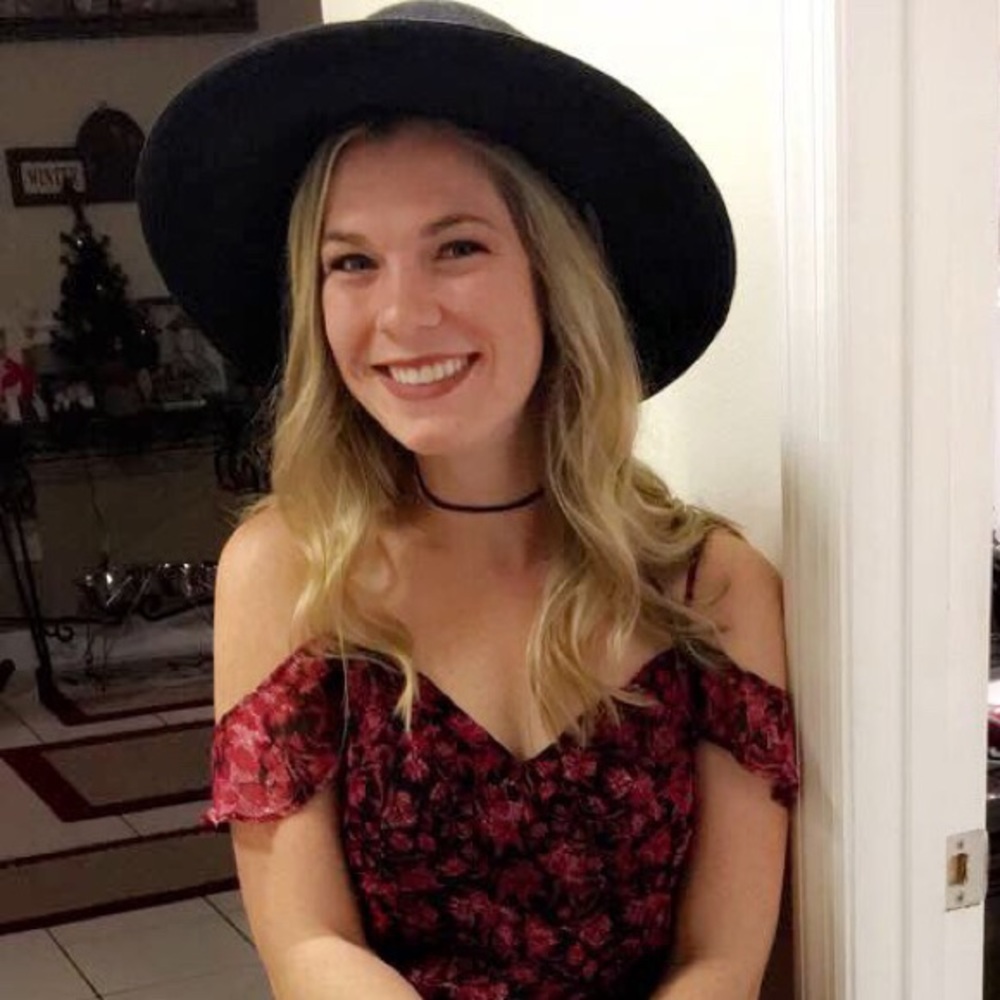 Meet your Posher, Taylor